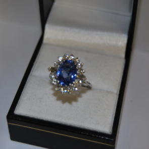 Secondhand 18ct Ceylon Sapphire & Diamond Ring 